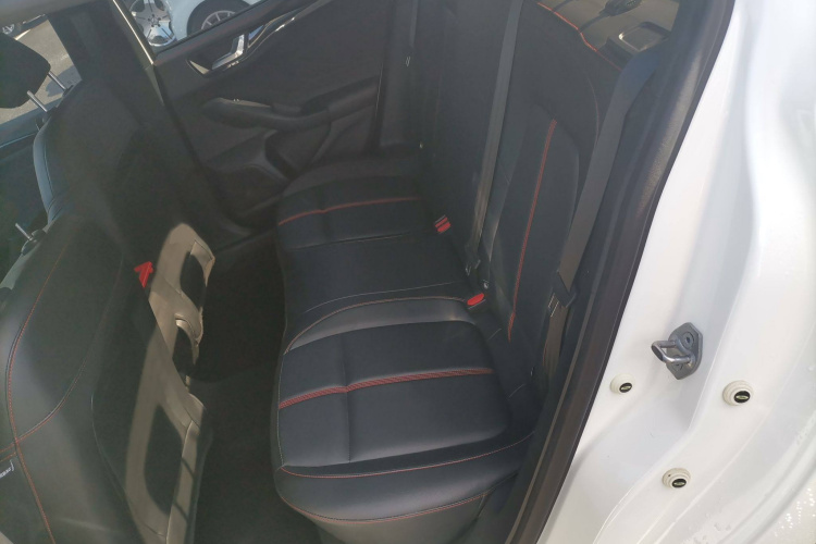 福特 福克斯 2022款 三厢 EcoBoost 180 自动ST Line中控内饰21