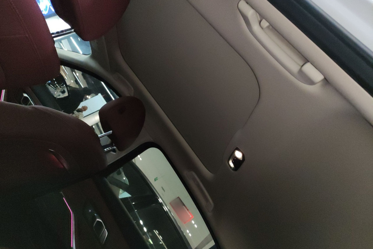 宝马3系 2025款 330Li M运动曜夜套装中控内饰22