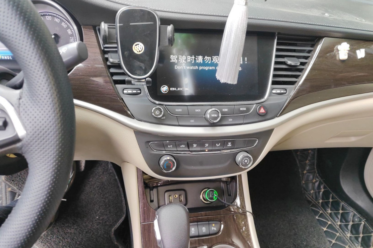 别克 威朗 2018款 三厢 15S 自动领先型局部细节16