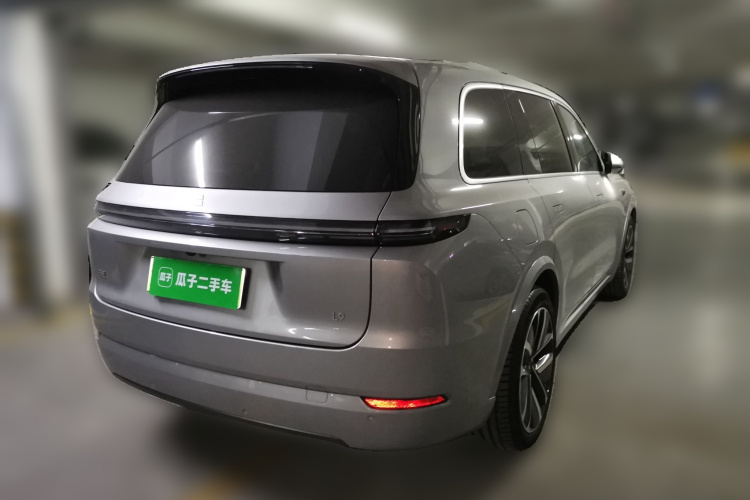 理想汽车 理想L9 2024款 Ultra车身外观7