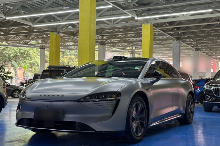 鸿蒙智行 智界S7 2024款 Max车身外观6005