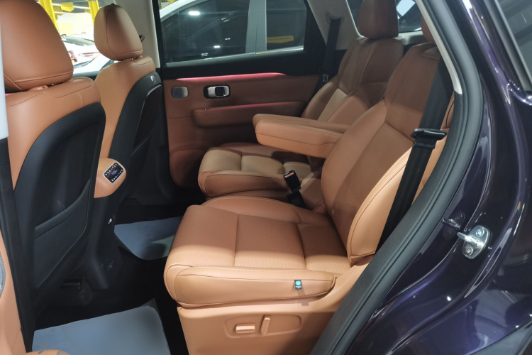 零跑汽车 零跑C16 2024款 增程 200激光雷达版中控内饰7004