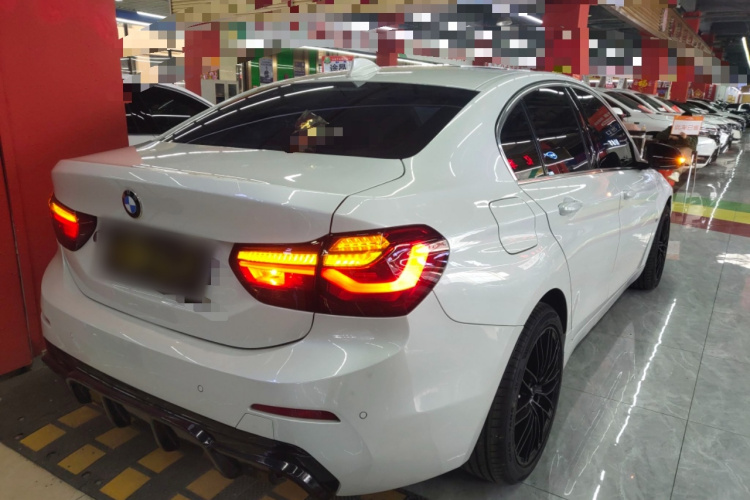 宝马1系 2018款 118i 设计套装型车身外观7