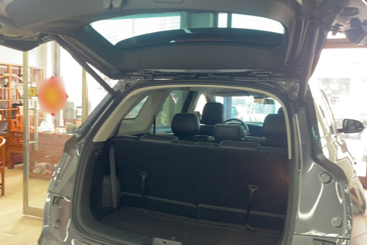 蓝电E5 2024款 荣耀版 100KM臻享型 7座局部细节23