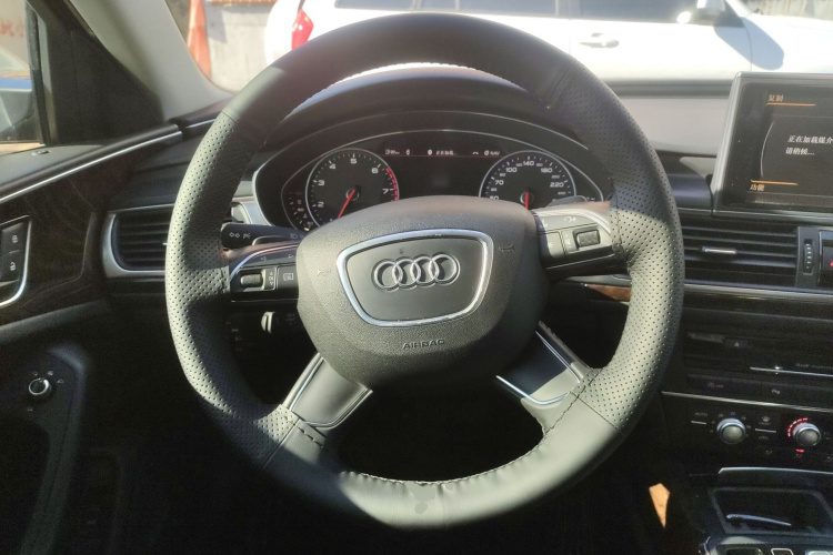 奥迪A6L 2015款 TFSI 百万纪念智领型局部细节13