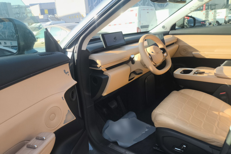 星途 星纪元 ET 2024款 增程 200 Plus中控内饰20