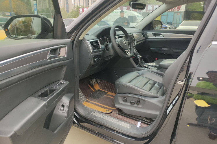 大众 途昂 2019款 330TSI 两驱豪华版 国VI中控内饰20