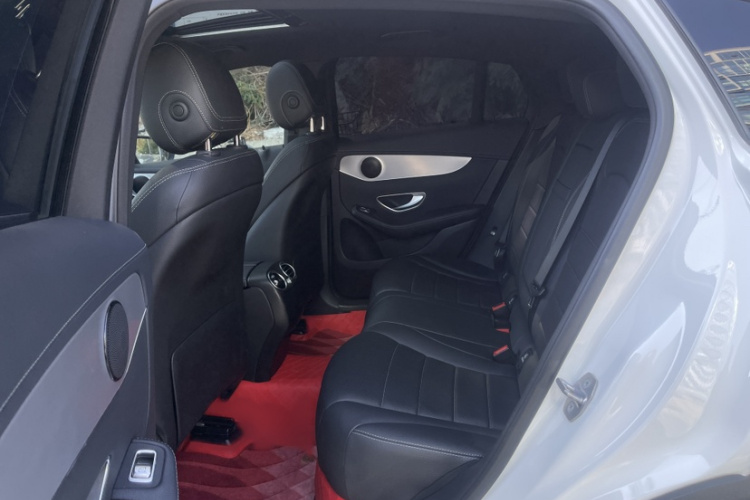 奔驰GLC轿跑  GLC 200 4MATIC 轿跑SUV中控内饰7003