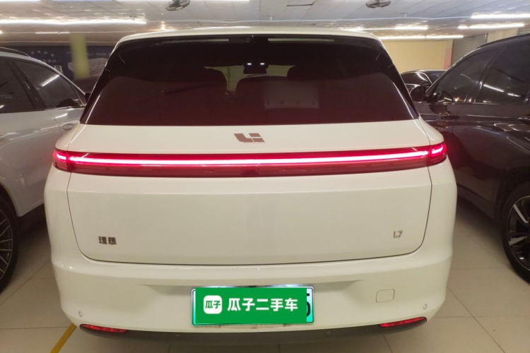 理想汽车 理想L7 2023款 Air车身外观6