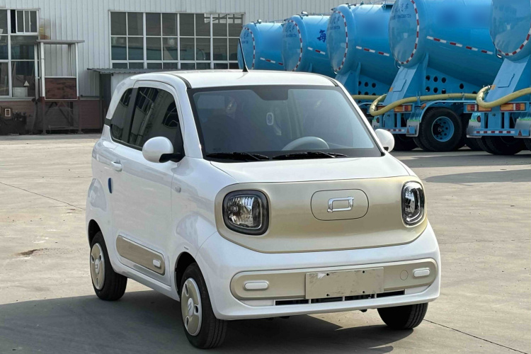 奔腾小马 2025款 222km 灵动马车身外观6001