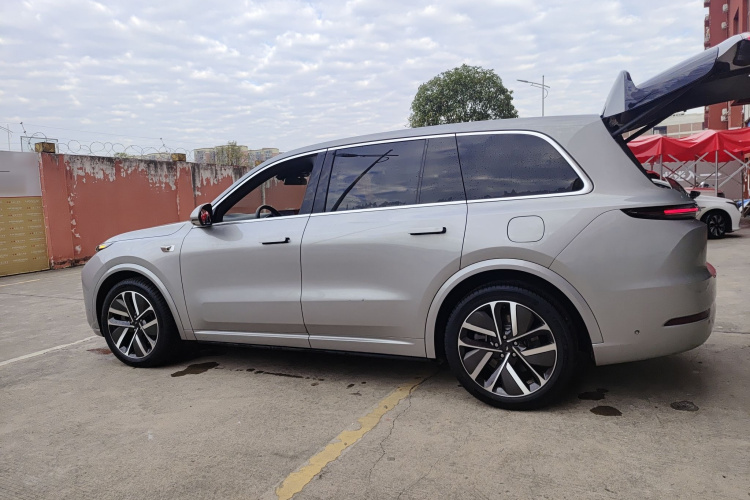 理想汽车 理想L9 2023款 Pro车身外观6003
