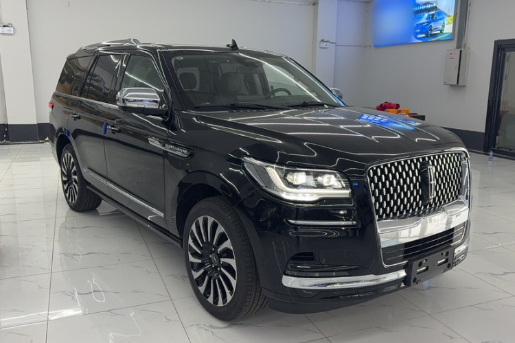 林肯 领航员 2022款 3.5T 总统版车身外观6003