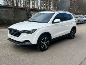 奔腾X40 2019款 1.6L 自动豪华型 国VI