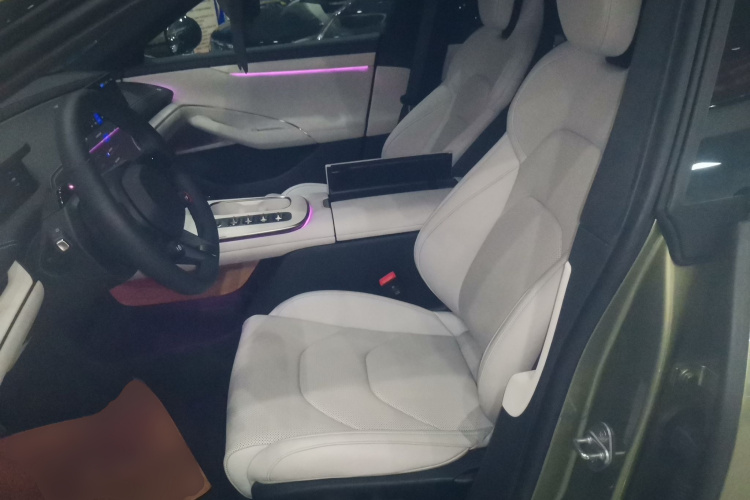 小米汽车 小米SU7 2024款 四驱超长续航高阶智驾Max版中控内饰19