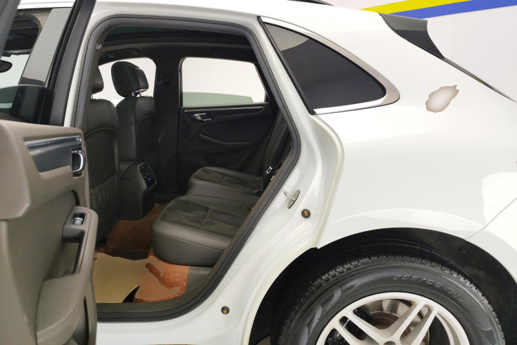 保时捷 2017款  Macan 2.0T中控内饰21