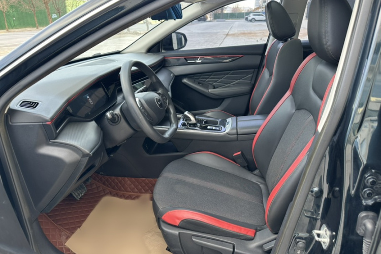 东风风神 奕炫MAX 2023款 1.5T 超能型爸版局部细节19