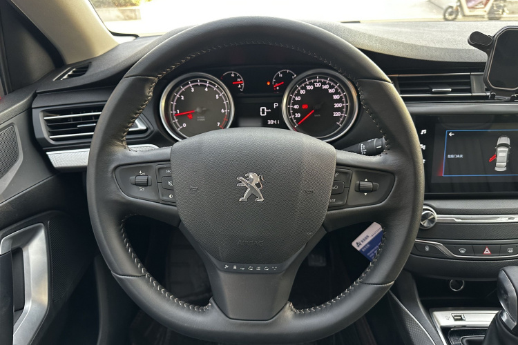 标致408 2020款 360THP 十周年质臻版局部细节13