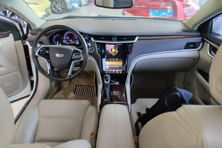 凯迪拉克XTS 2016款 28T 精英型中控内饰7002