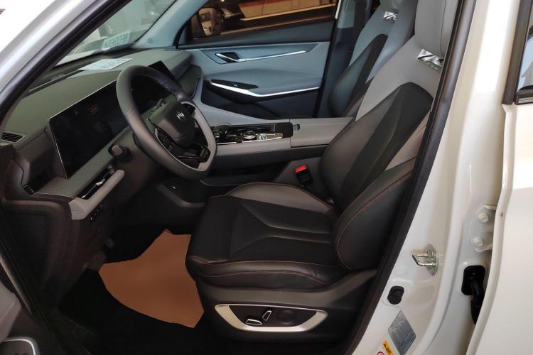 长安CS75 PLUS 2022款 第二代 2.0T 自动尊贵型局部细节19