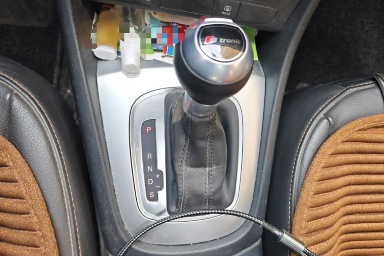 奥迪Q3 2018款 30 TFSI 时尚型典藏版局部细节18