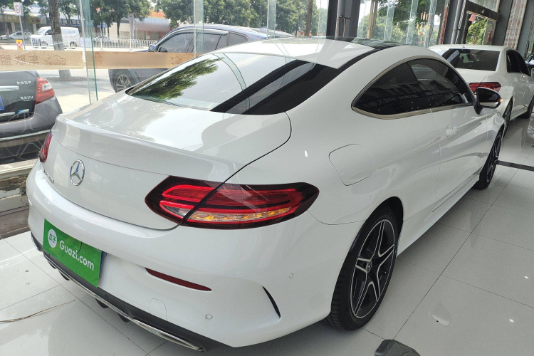 奔驰C级(进口) 2021款 C 200 轿跑车车身外观6005