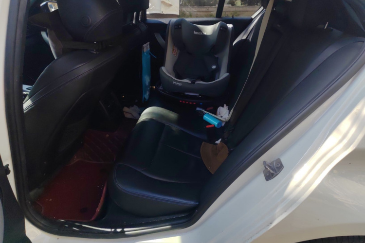 宝马3系 2018款 320i M运动套装中控内饰21