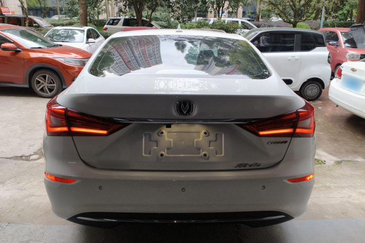 长安 逸动 2018款 高能版 1.6L GDI 自动争锋型 国V车身外观6004