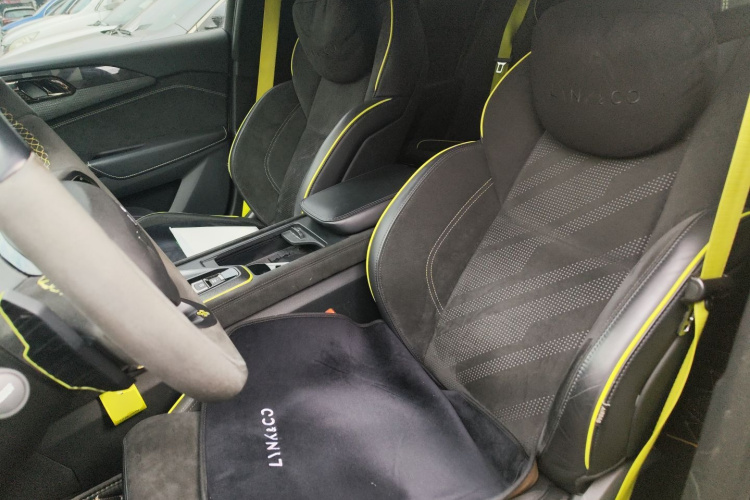 领克03 2020款 03+ 2.0TD 自动驭风版中控内饰19