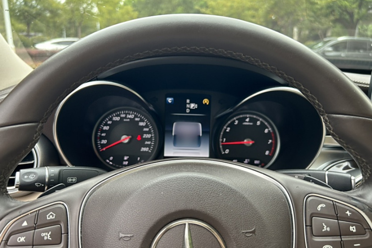 奔驰C级 2015款 C 200 L局部细节14