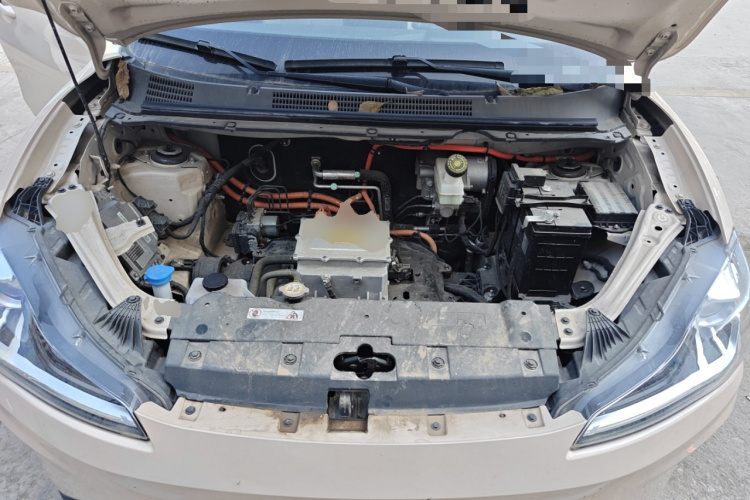 哪吒汽车 哪吒AYA 2023款 318 Lite局部细节24