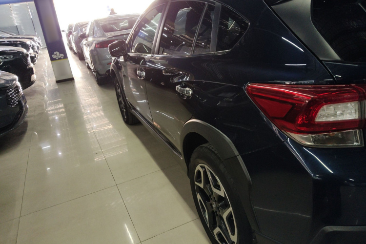 斯巴鲁XV 2019款 2.0i 全驱豪华版 国VI车身外观4