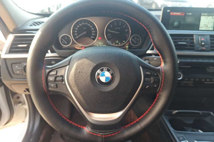 宝马3系 2019款 320Li 时尚型中控内饰13