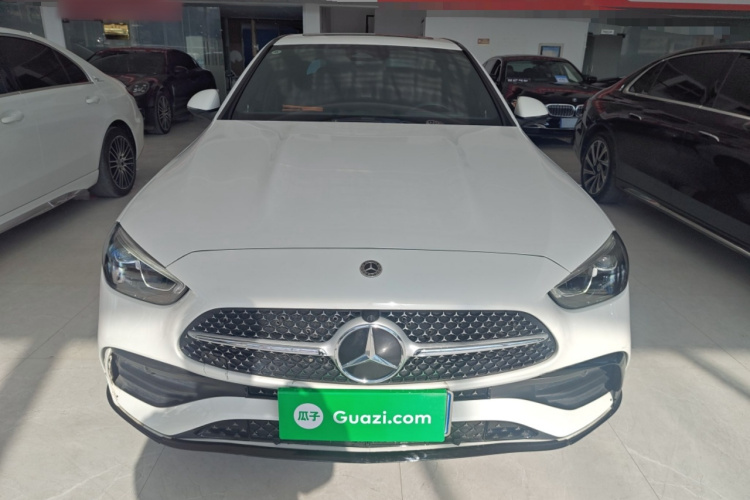 奔驰C级 2023款 C 200 L 运动版车身外观2