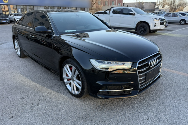 奥迪A6L 2018款 30周年年型 45 TFSI quattro 运动型车身外观6005