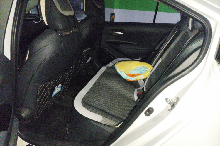 丰田 凌尚 2021款 2.0L 豪华版中控内饰21