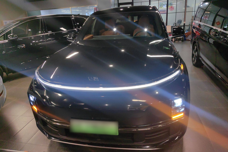 理想汽车 理想L8 2023款 Pro车身外观6001