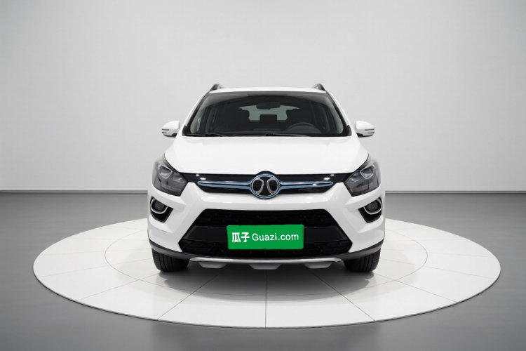 北汽新能源EX 2018款 EX360 新尚版车身外观2