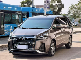 别克GL8 2020款 陆上公务舱 652T 舒适型