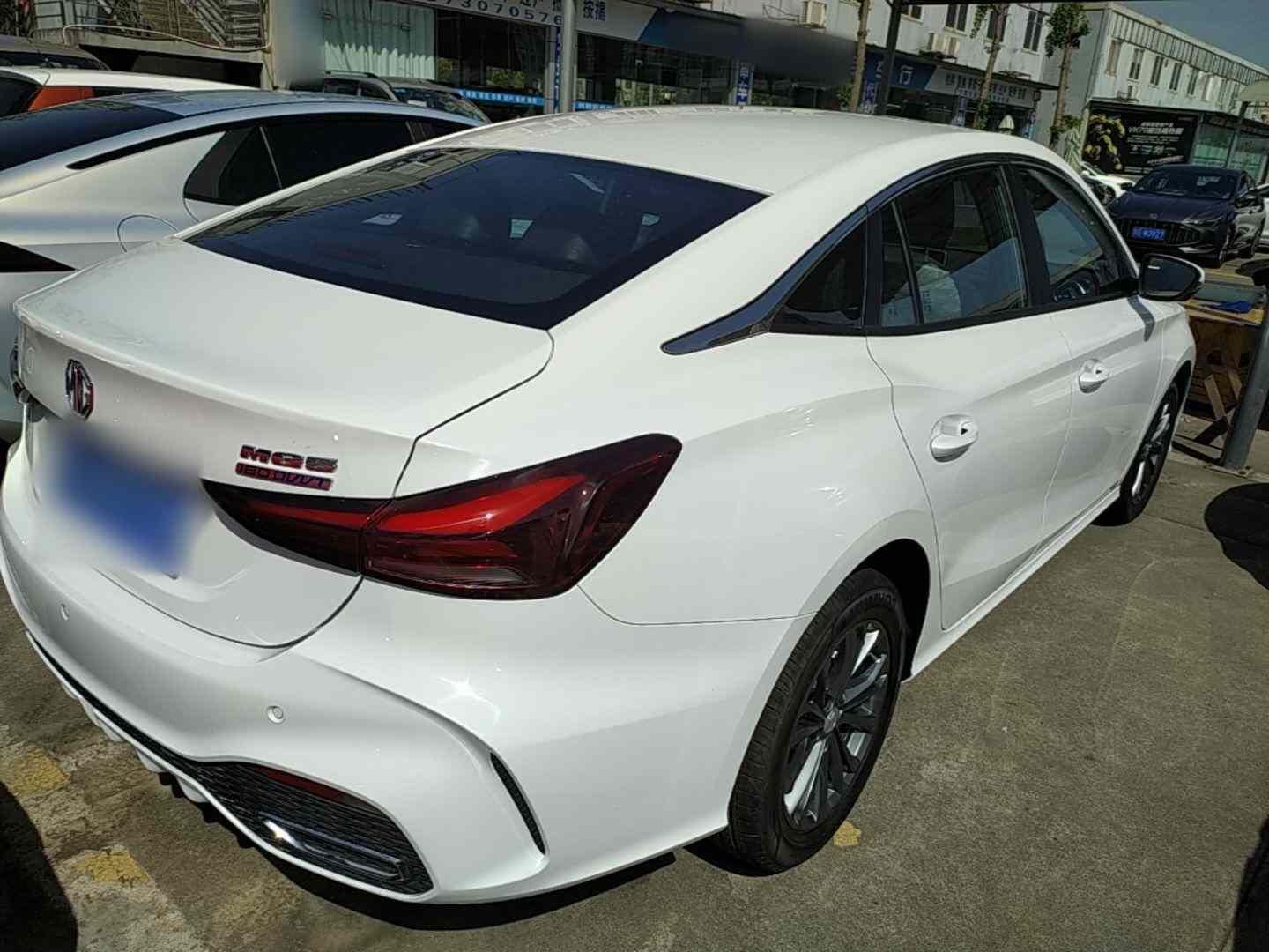 名爵 MG5 2026款 180DVVT 全球豪华版(4)