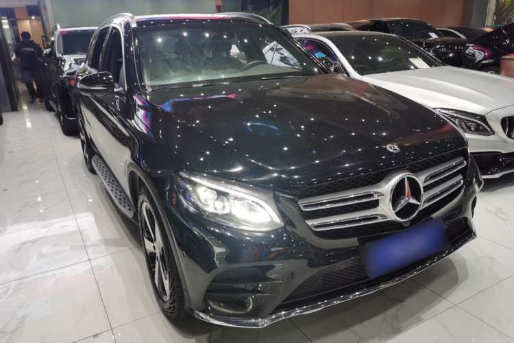 奔驰GLC 2019款 GLC 260 L 4MATIC 豪华型车身外观3