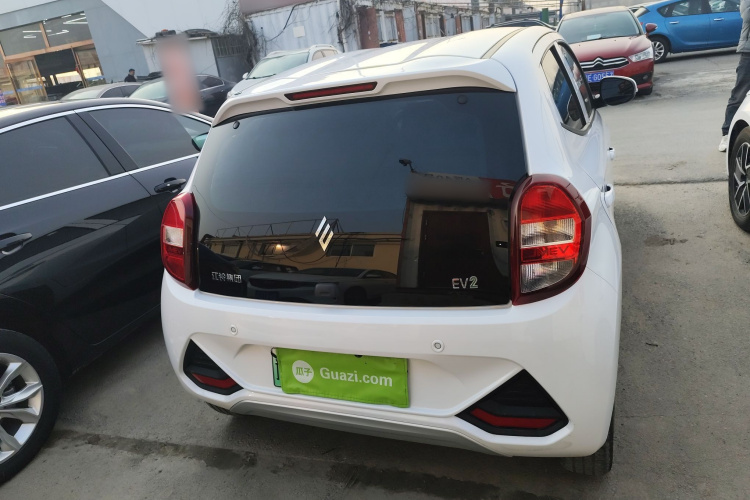 江铃集团新能源 易至EV2 2024款 201km 舒适型车身外观6