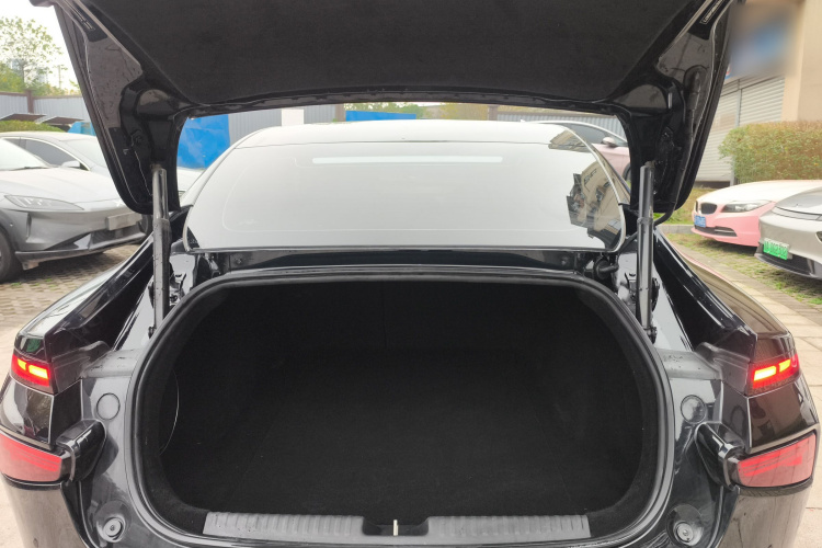 小鹏P7 2022款 670E+局部细节23