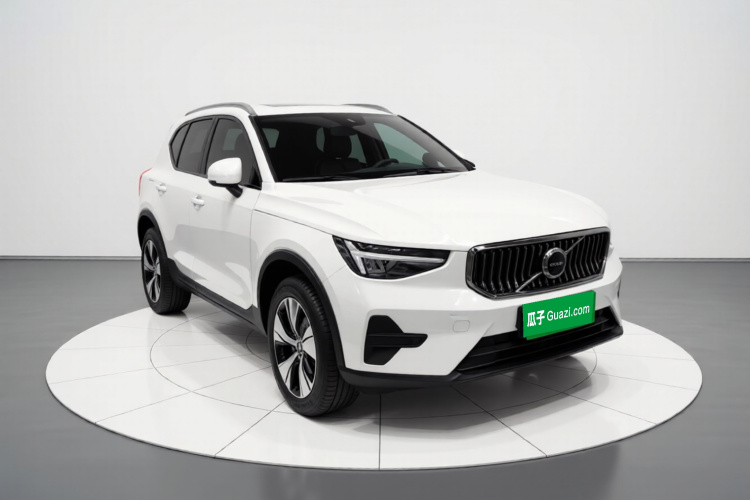 沃尔沃XC40 2023款 B3 智远豪华版车身外观3