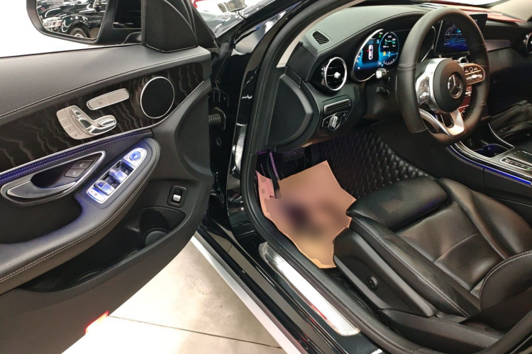 奔驰C级 2020款 改款 C 260 L 运动版中控内饰20