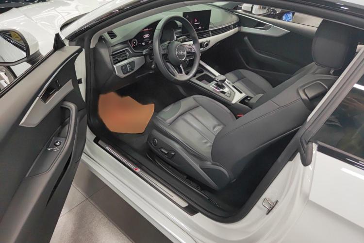 奥迪A5 2021款 Coupe 40 TFSI 时尚动感型中控内饰7002