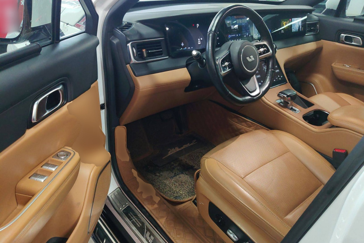 理想汽车 理想ONE 2021款 增程6座版中控内饰20