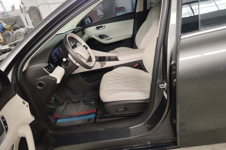 荣威D7 2023款 EV 510km 后驱卓越版中控内饰19