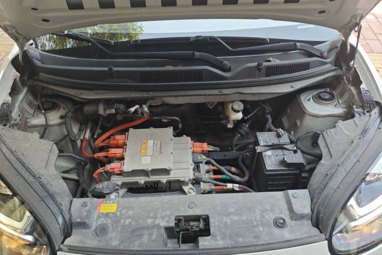 五菱汽车 五菱缤果 2023款 203km 轻享款局部细节24