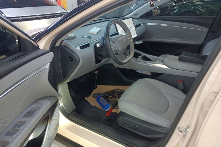 小鹏MONA M03 2024款 515 长续航中控内饰7003