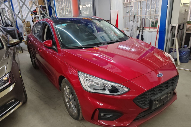 福特 福克斯 2020款 两厢 EcoBoost 180 自动锋潮型车身外观6002